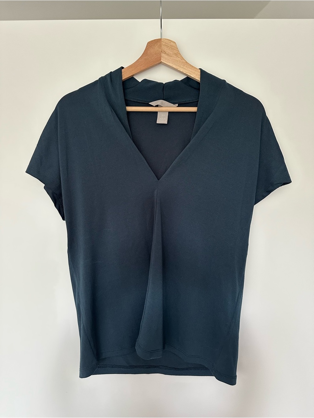 H&M Women’s Black V-Neck Short Sleeve Top
